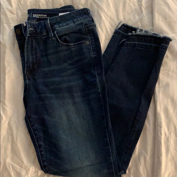 Old Navy Rockstar Jeans - Picture 1 of 3